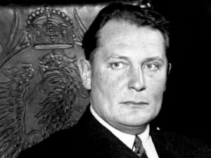 Hermann Göring fue durante años el heredero designado por Hitler y la figura más poderosa del Tercer Reich tras el propio Führer